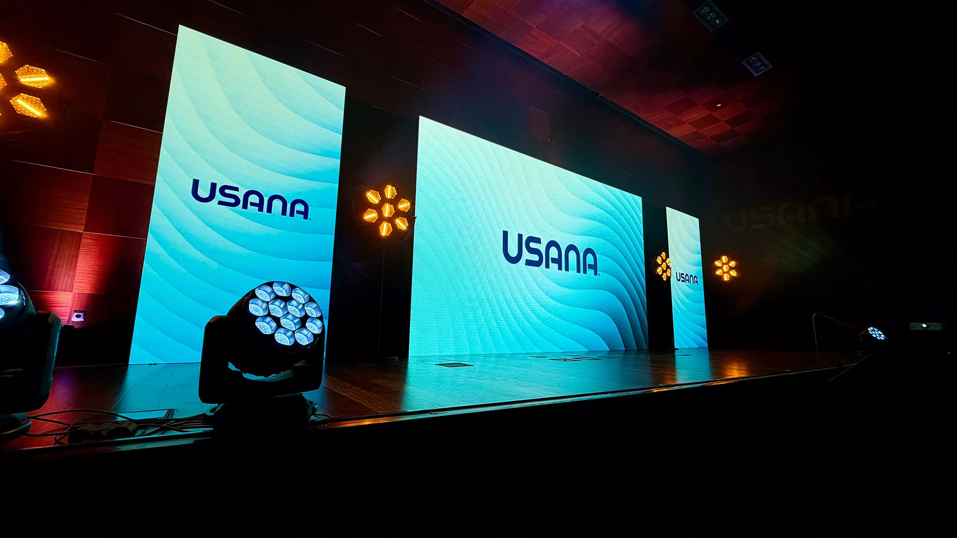 USANA-VALENCIA-2025-08